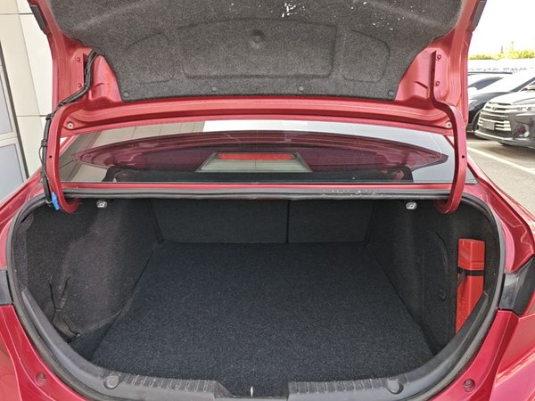 Mazda Mazda 3 Axela 2017, 121800 км, за 7353 USD - фото 22
