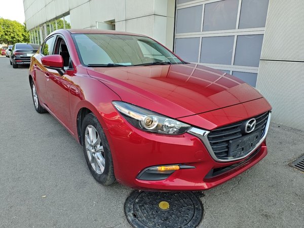 Mazda Mazda 3 Axela 2017, 121800 км, за 7353 USD