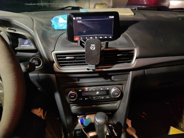 Mazda Mazda 3 Axela 2017, 130399 км, за 5797 USD - фото 14