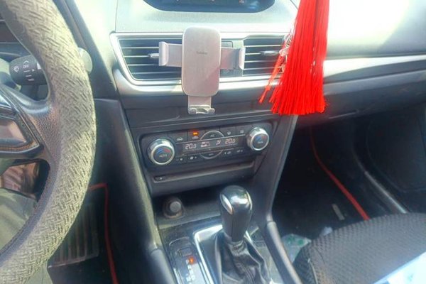 Mazda Mazda 3 Axela 2017, 95100 км, за 5918 USD - фото 14