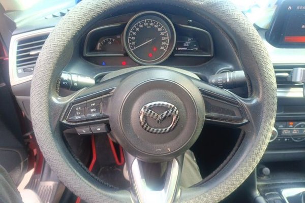 Mazda Mazda 3 Axela 2017, 95100 км, за 5918 USD - фото 11