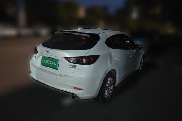 Mazda Mazda 3 Axela 2017, 103400 км, за 6994 USD - фото 6