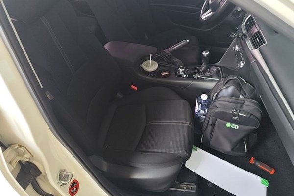 Mazda Mazda 3 Axela 2017, 76000 км, за 6701 USD - фото 24