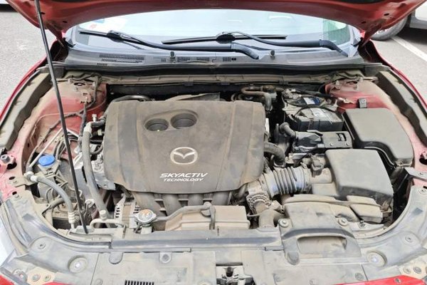 Mazda Mazda 3 Axela 2017, 53100 км, за 10220 USD - фото 17