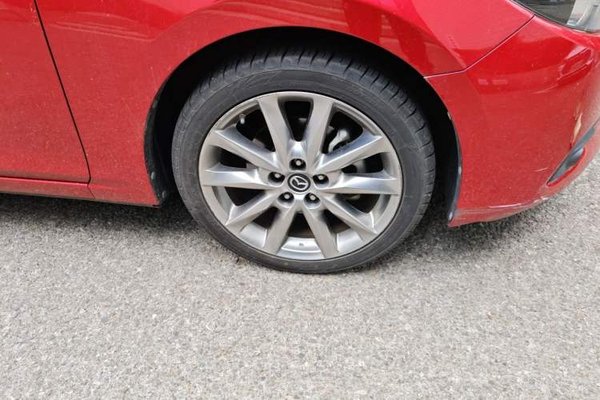 Mazda Mazda 3 Axela 2017, 53100 км, за 10220 USD