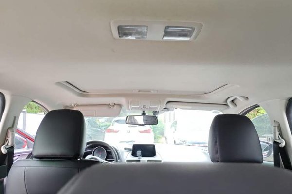 Mazda Mazda 3 Axela 2017, 53100 км, за 10220 USD - фото 15