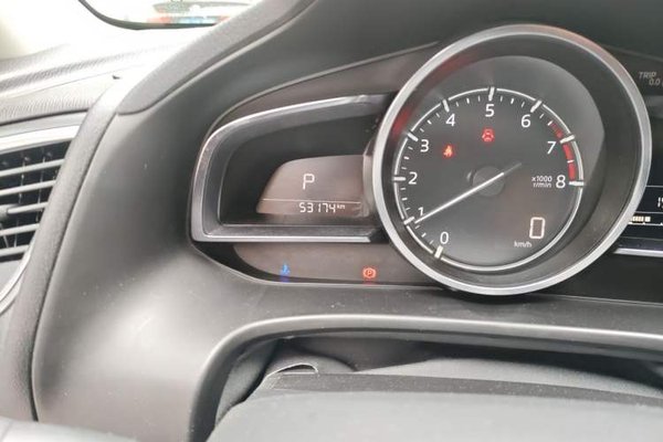 Mazda Mazda 3 Axela 2017, 53100 км, за 10220 USD - фото 9