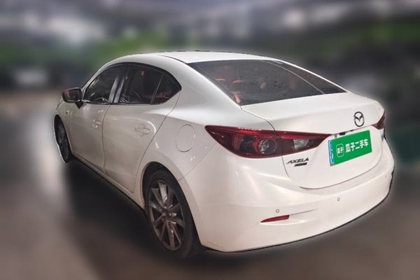 Mazda Mazda 3 Axela 2017, 116600 км, за 10129 USD