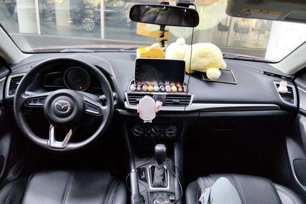 Mazda Mazda 3 Axela 2019, 73700 км, за 8618 USD - фото 6