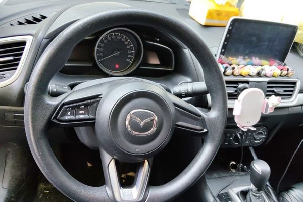 Mazda Mazda 3 Axela 2019, 73700 км, за 8618 USD - фото 7