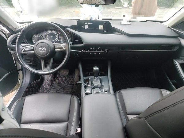 Mazda Mazda 3 Axela 2020, 47400 км, за 10001 USD - фото 6
