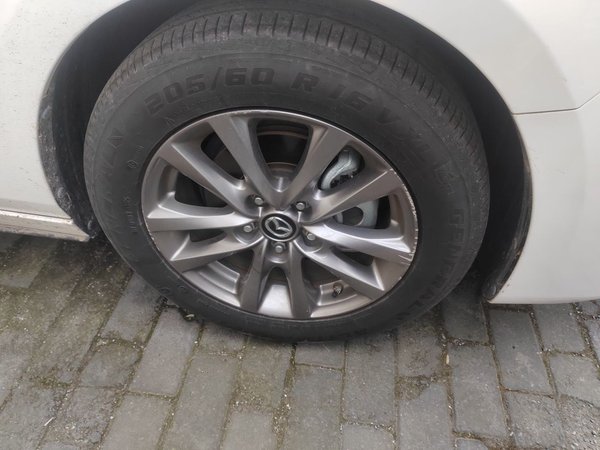 Mazda Mazda 3 Axela 2020, 47400 км, за 10001 USD