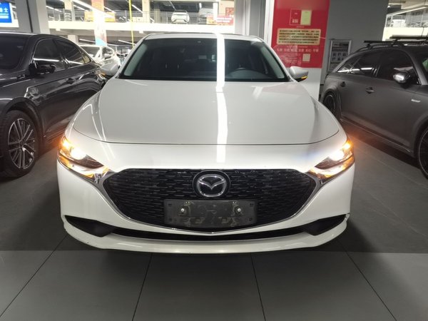 Mazda Mazda 3 Axela 2020, 66200 км, за 9880 USD