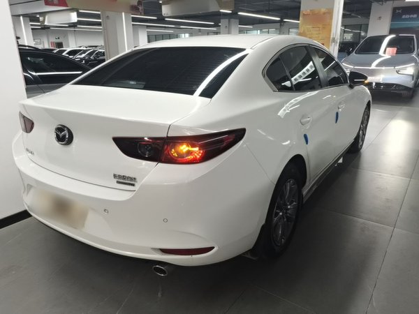 Mazda Mazda 3 Axela 2020, 66200 км, за 9880 USD - фото 6