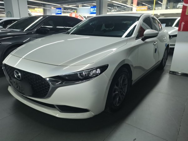 Mazda Mazda 3 Axela · 2020 год