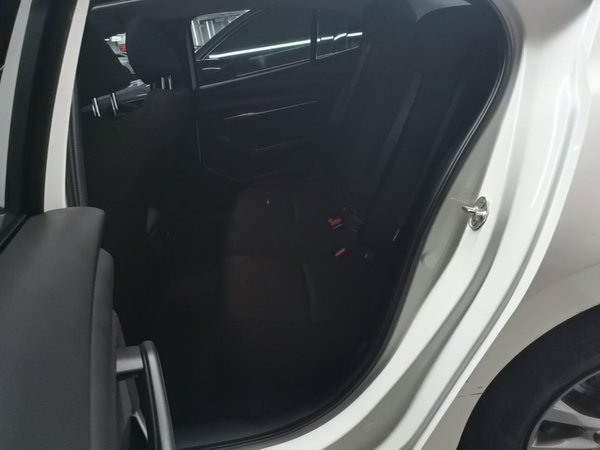 Mazda Mazda 3 Axela 2020, 66200 км, за 9880 USD - фото 20