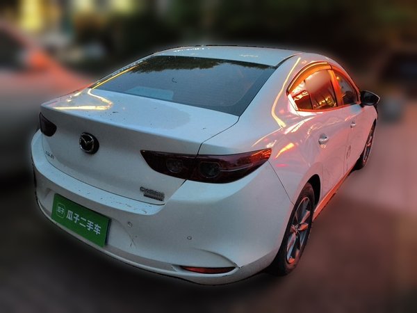 Mazda Mazda 3 Axela 2020, 76100 км, за 8801 USD - фото 10