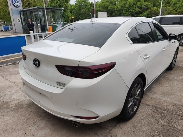 Mazda Mazda 3 Axela 2020, 86800 км, за 9880 USD - фото 6