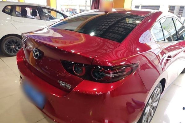 Mazda Mazda 3 Axela 2020, 21900 км, за 12963 USD - фото 6