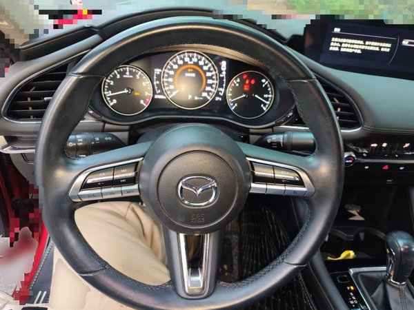 Mazda Mazda 3 Axela 2020, 27799 км, за 10346 USD - фото 16