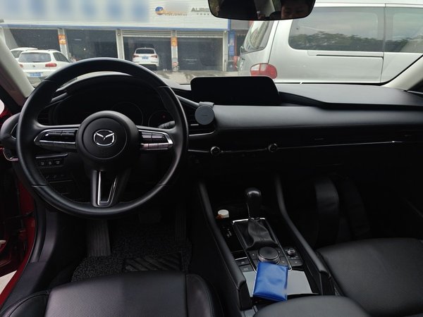 Mazda Mazda 3 Axela 2020, 29600 км, за 12453 USD - фото 18