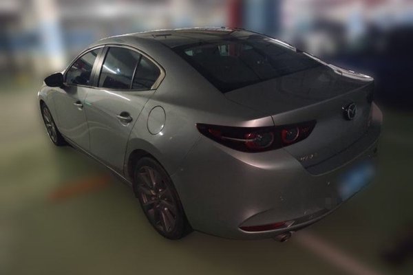 Mazda Mazda 3 Axela 2020, 114300 км, за 8854 USD
