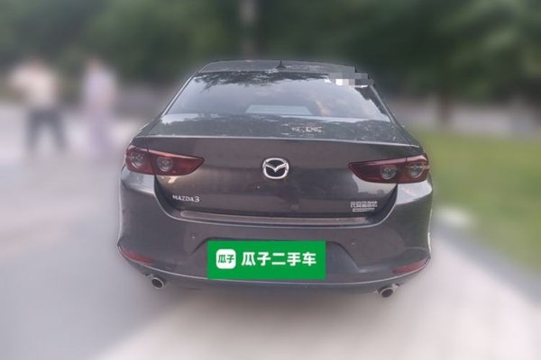 Mazda Mazda 3 Axela 2021, 41300 км, за 8835 USD