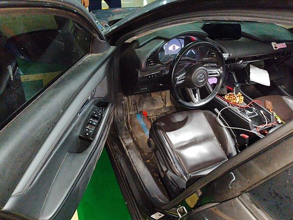 Mazda Mazda 3 Axela 2021, 125399 км, за 8835 USD - фото 17