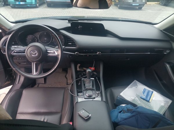 Mazda Mazda 3 Axela 2021, 67400 км, за 11547 USD - фото 18