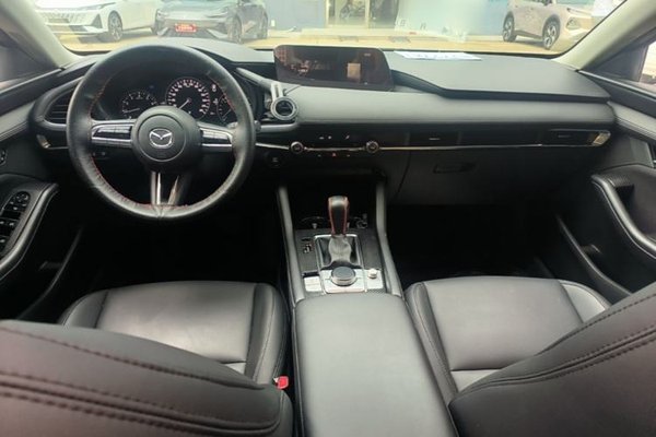 Mazda Mazda 3 Axela 2021, 86400 км, за 11144 USD - фото 13