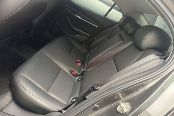 Mazda Mazda 3 Axela 2021, 86400 км, за 11144 USD - фото 20