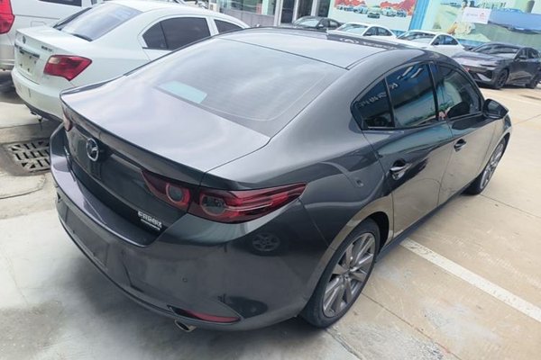 Mazda Mazda 3 Axela 2021, 86400 км, за 11144 USD - фото 6
