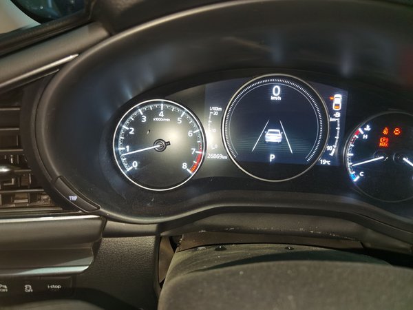 Mazda Mazda 3 Axela 2021, 26800 км, за 11119 USD - фото 20