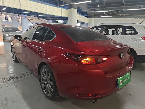 Mazda Mazda 3 Axela 2021, 80399 км, за 11557 USD