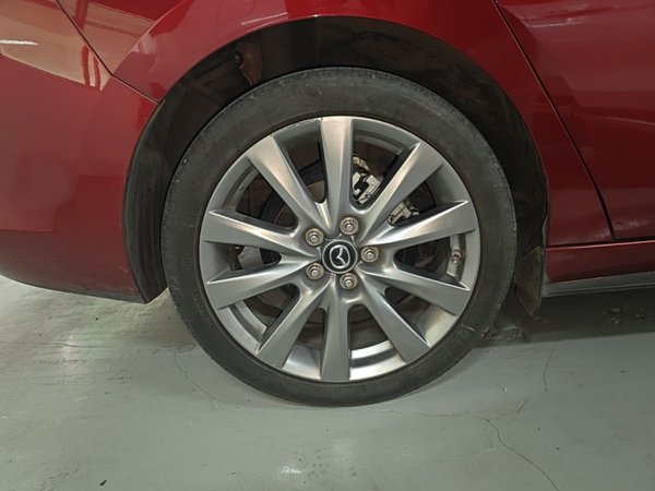 Mazda Mazda 3 Axela 2021, 80399 км, за 11557 USD - фото 10