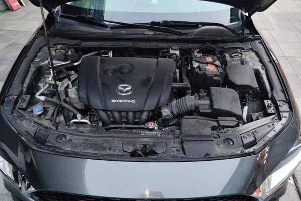 Mazda Mazda 3 Axela 2021, 91000 км, за 8526 USD - фото 21