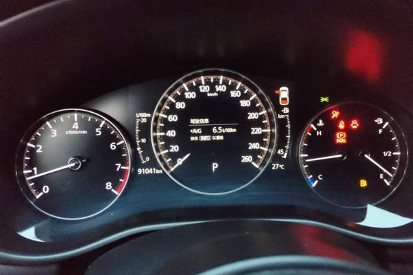 Mazda Mazda 3 Axela 2021, 91000 км, за 8526 USD - фото 11