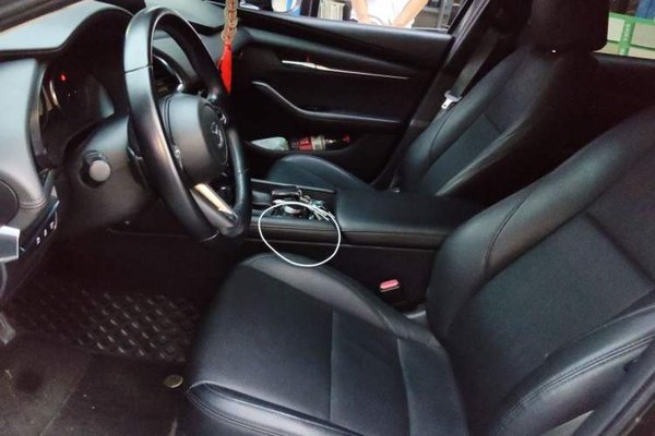 Mazda Mazda 3 Axela 2021, 91000 км, за 8526 USD - фото 15