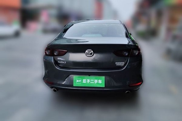 Mazda Mazda 3 Axela 2021, 91000 км, за 8526 USD