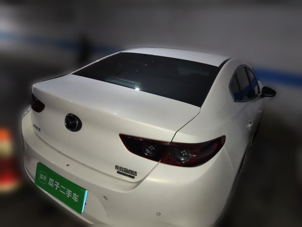 Mazda Mazda 3 Axela 2021, 30200 км, за 10562 USD - фото 6