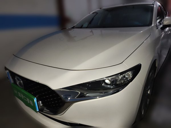 Mazda Mazda 3 Axela · 2021 год