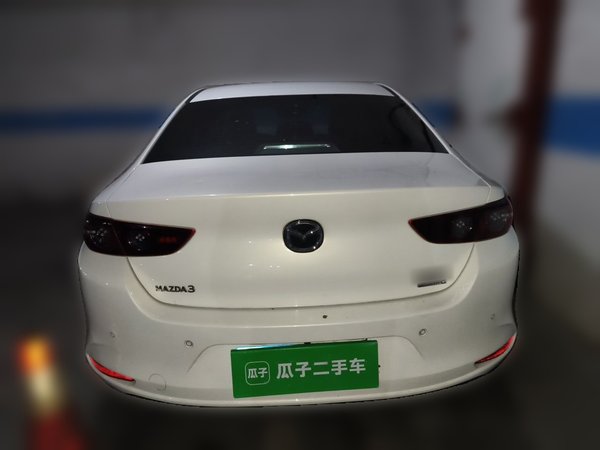 Mazda Mazda 3 Axela 2021, 30200 км, за 10562 USD
