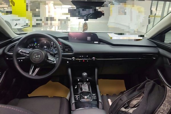 Mazda Mazda 3 Axela 2021, 33200 км, за 11952 USD - фото 13