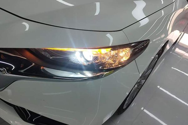 Mazda Mazda 3 Axela 2021, 33200 км, за 11952 USD - фото 9