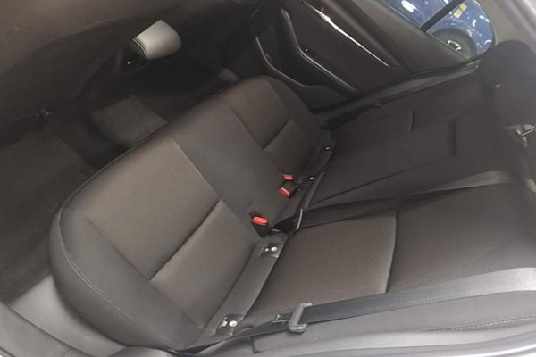 Mazda Mazda 3 Axela 2021, 33200 км, за 11952 USD - фото 20
