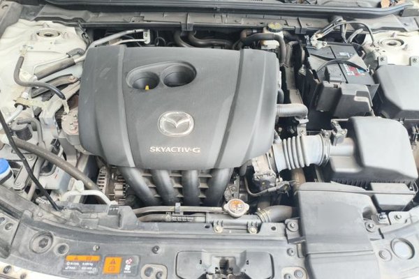 Mazda Mazda 3 Axela 2021, 47100 км, за 11372 USD - фото 17