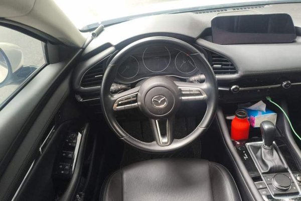 Mazda Mazda 3 Axela 2021, 47100 км, за 11372 USD - фото 7