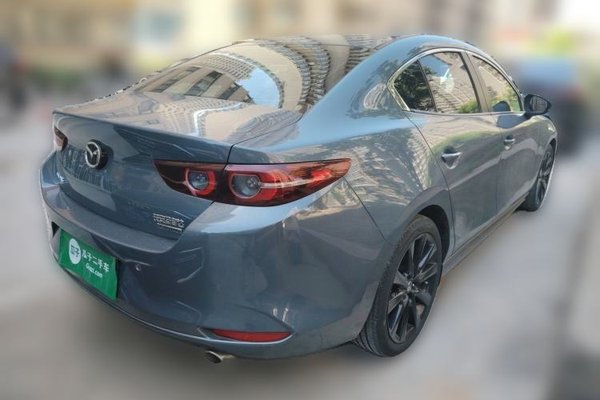 Mazda Mazda 3 Axela 2022, 88800 км, за 12234 USD