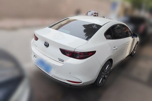 Mazda Mazda 3 Axela 2022, 80900 км, за 14316 USD - фото 6