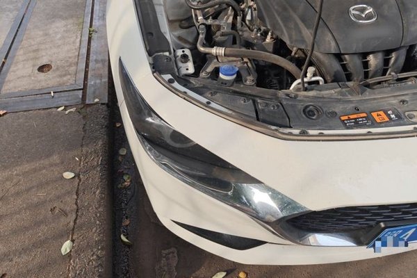 Mazda Mazda 3 Axela 2022, 80900 км, за 14316 USD - фото 7